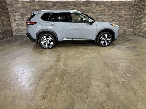 Certified 2023 Nissan Rogue Platinum w/ Platinum Premium Package image 4