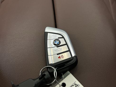 Used 2023 BMW X5 xDrive40i w/ Premium Package AWD/4WD image 35