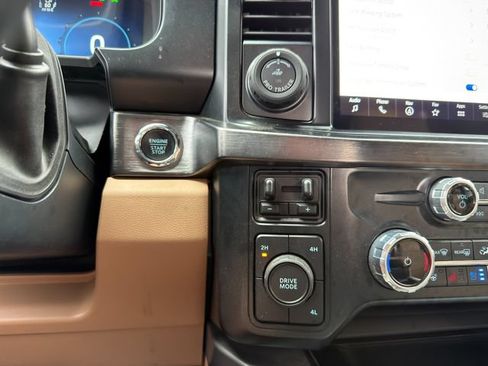 Used 2023 Ford F450 Lariat w/ Lariat Ultimate Package AWD/4WD image 38