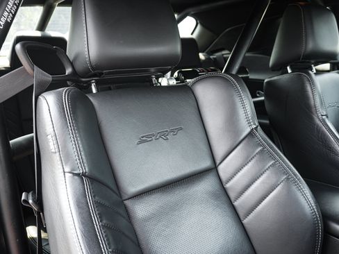 Used 2016 Dodge Challenger SRT Hellcat RWD image 33