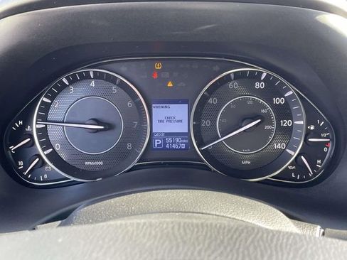 Used 2020 Nissan Armada SV image 20