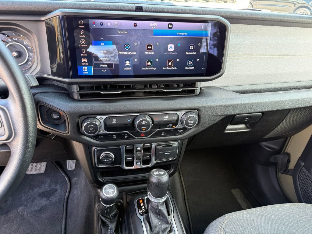 Used 2025 Jeep Wrangler Unlimited Sport AWD/4WD image 22