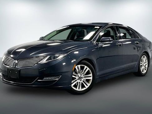 Used 2014 Lincoln MKZ w/ Equipment Group 101A Select FWD image 3