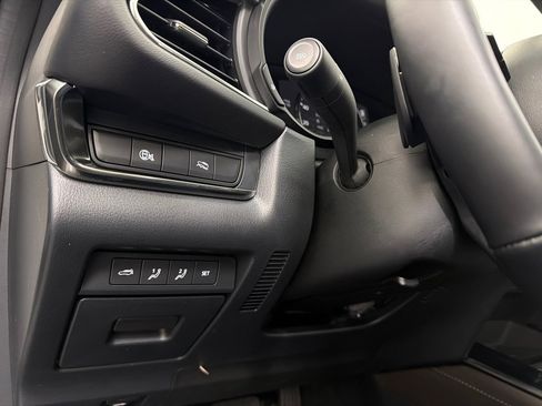 Used 2025 MAZDA CX-30 2.5 Turbo w/ Premium Package image 33