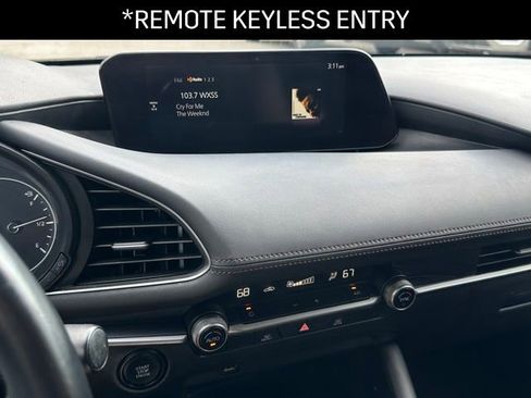 Used 2021 MAZDA MAZDA3 s image 9