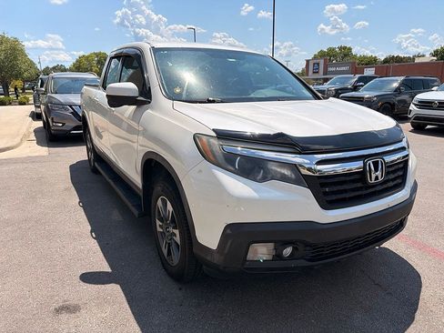 Used 2017 Honda Ridgeline RTL-T image 2