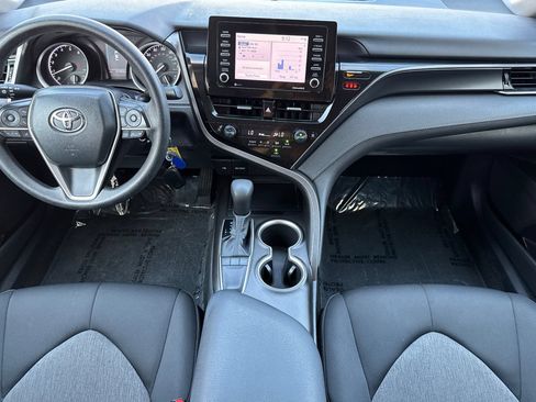 Used 2022 Toyota Camry LE FWD image 14