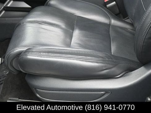 Used 2022 Lincoln Navigator Reserve AWD/4WD image 17
