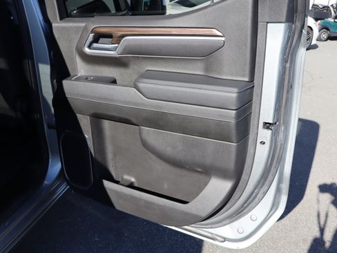 Certified 2025 Chevrolet Silverado 1500 LT image 31