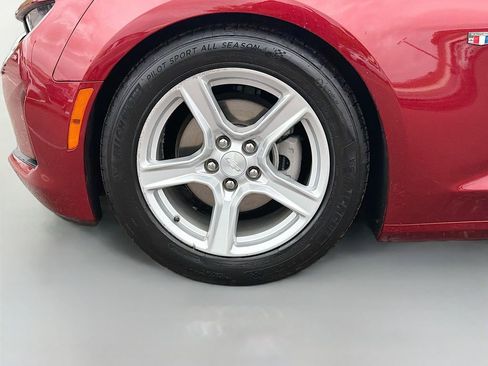 Used 2021 Chevrolet Camaro LT w/ Technology Package RWD image 37