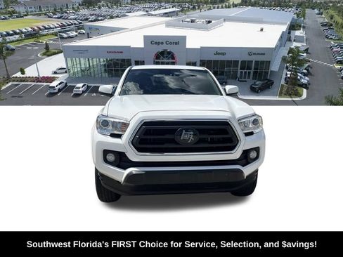 Used 2023 Toyota Tacoma SR5 w/ Technology Package RWD image 2