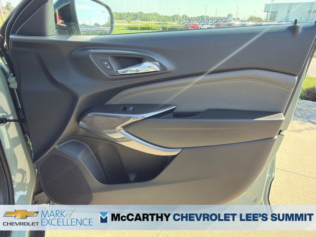New 2026 Chevrolet Trax ACTIV w/ Driver Confidence Package FWD image 22