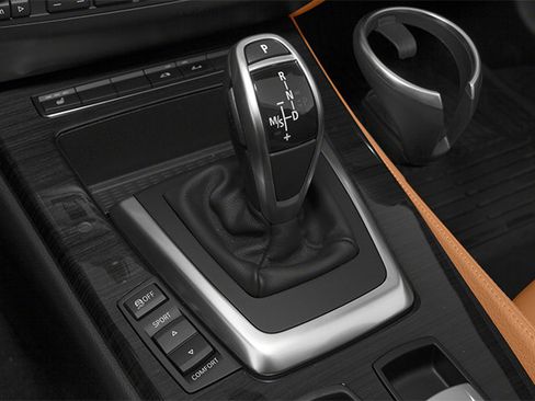 Used 2014 BMW Z4 sDrive35is image 10