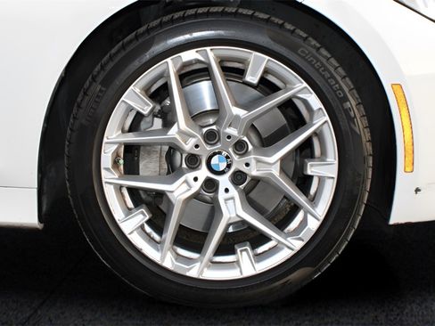 Used 2025 BMW 330i Sedan image 11