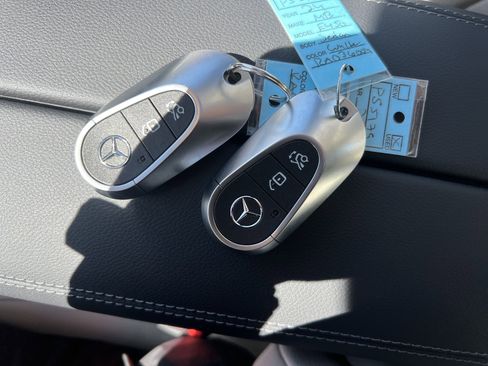 Used 2024 Mercedes-Benz E 450 4MATIC Sedan image 38