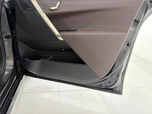 Certified 2025 BMW iX xDrive50 AWD/4WD image 18