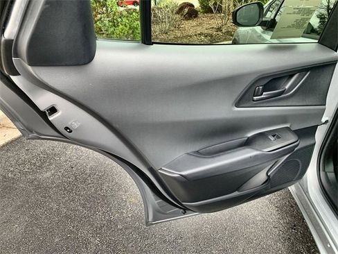 New 2026 Toyota Prius LE image 15