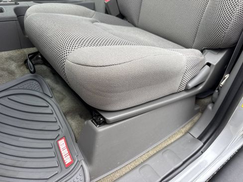 Used 2018 Nissan Frontier SV RWD image 15