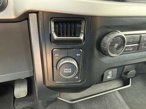 Used 2023 Ford F150 XLT AWD/4WD image 22
