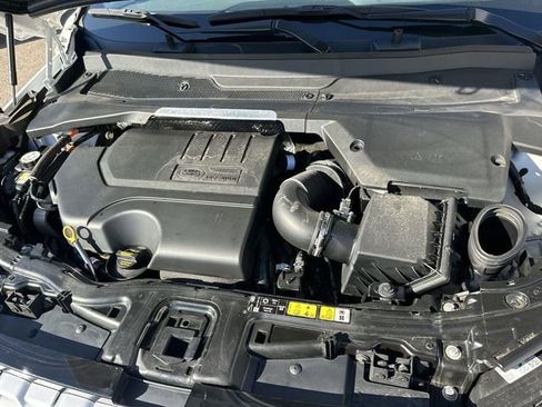 Used 2023 Land Rover Discovery Sport S image 29