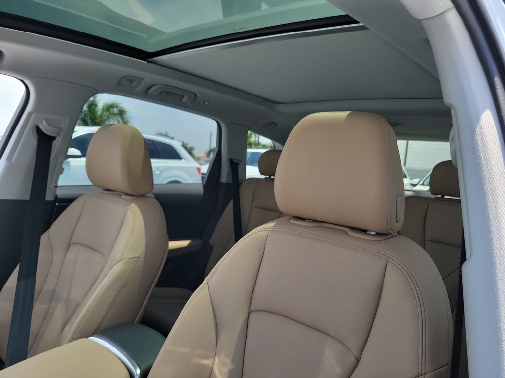 New 2026 Audi Q7 3.0T Premium AWD/4WD image 16