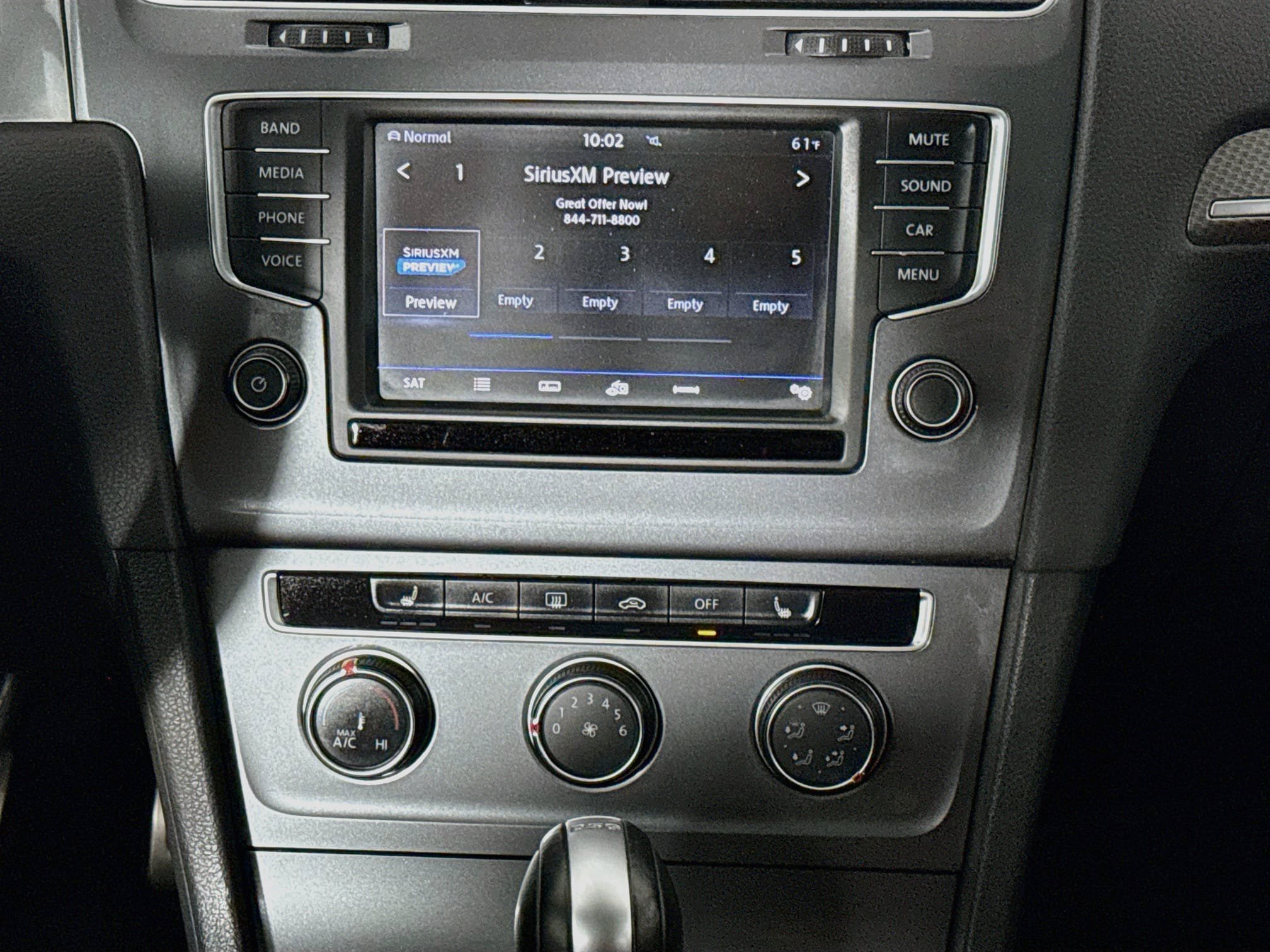 Used 2017 Volkswagen Golf Alltrack SE AWD/4WD image 29
