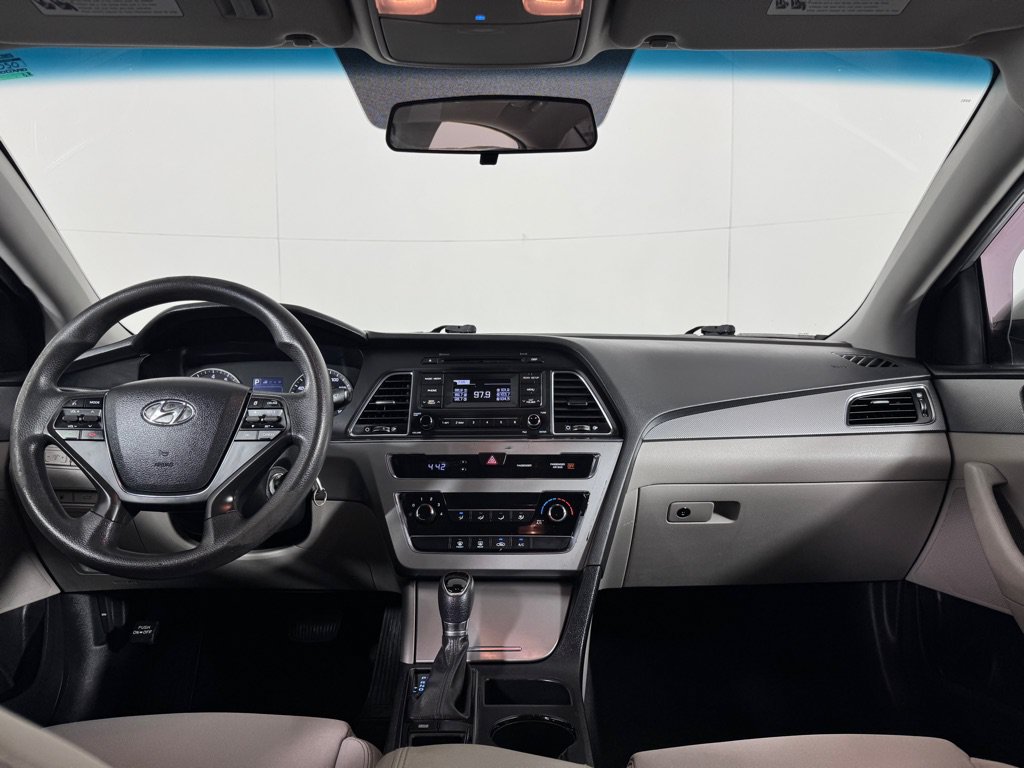 Used 2017 Hyundai Sonata SE FWD image 42