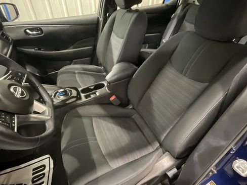 Used 2025 Nissan Leaf SV Plus image 10