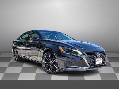 Used 2025 Nissan Altima 2.5 SR