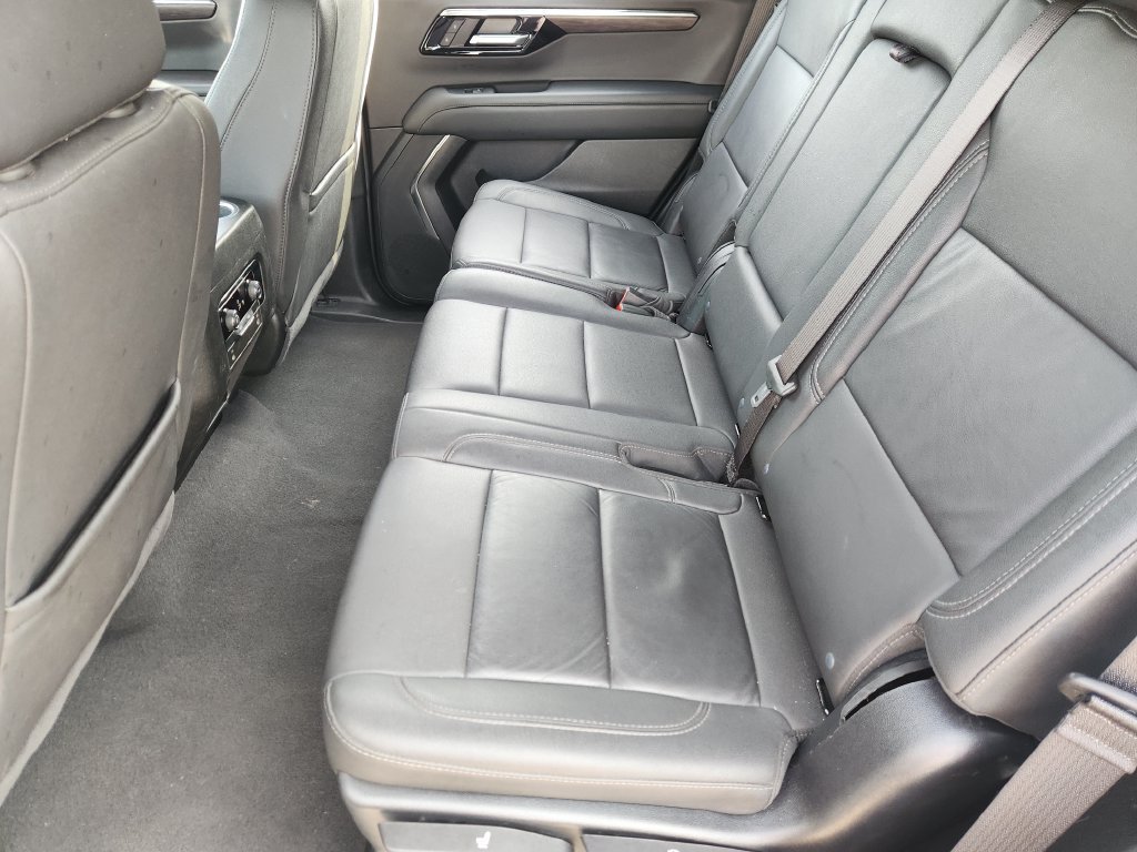 Used 2025 Chevrolet Tahoe LT RWD image 20