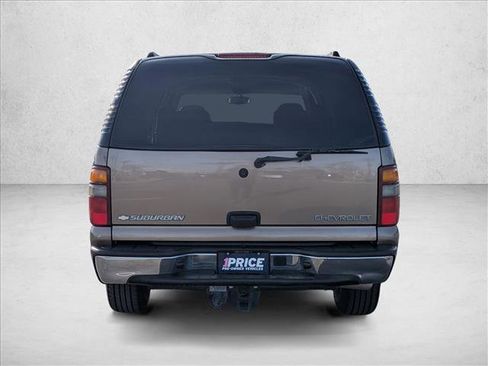 Used 2003 Chevrolet Suburban LS image 6