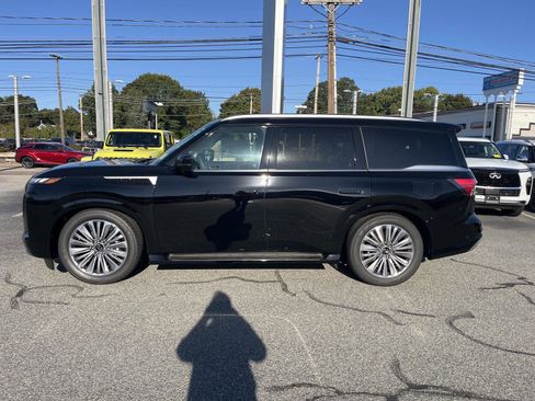 New 2026 INFINITI QX80 Luxe w/ Cargo Package image 6