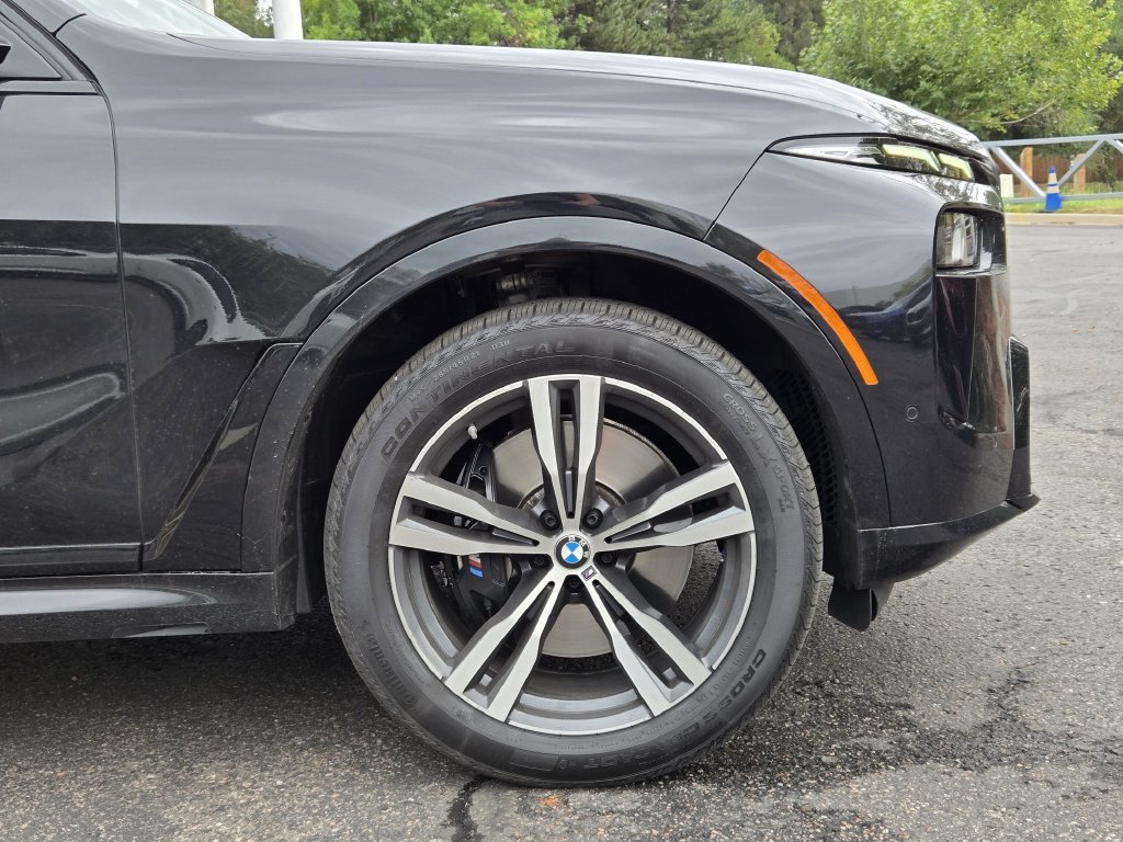 Certified 2025 BMW X7 M60i AWD/4WD image 11