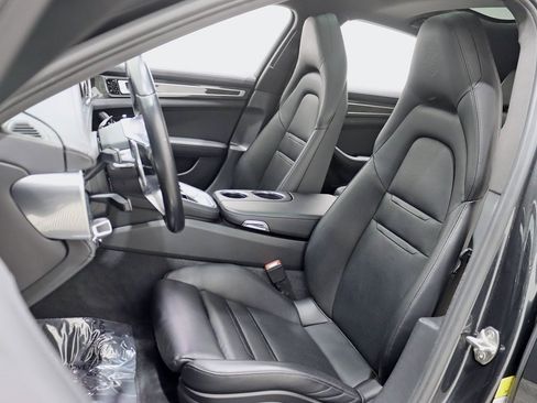 Used 2017 Porsche Panamera 4S image 30