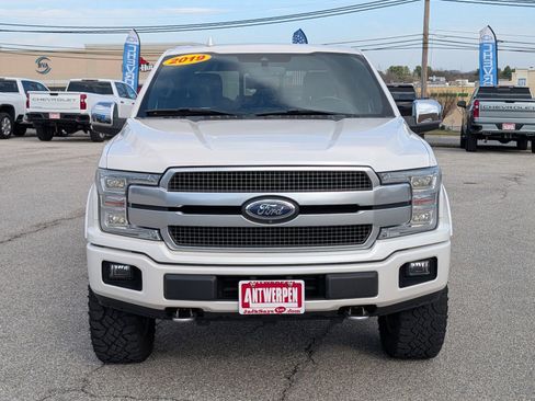 Used 2019 Ford F150 Platinum w/ Equipment Group 701A Luxury image 8