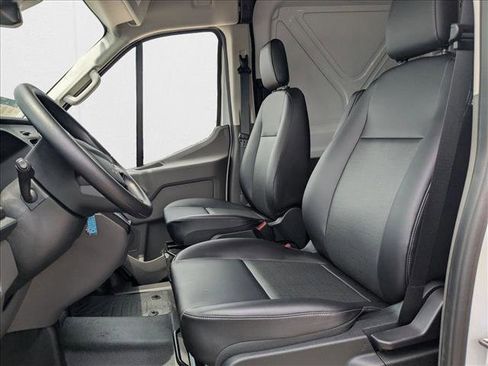 New 2025 Ford Transit 250 148 Medium Roof image 4