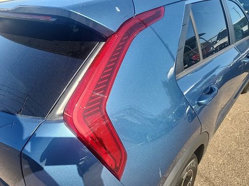 Certified 2024 Kia Niro EX FWD image 14