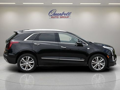Used 2024 Cadillac XT5 Premium Luxury w/ Technology Package AWD/4WD image 3