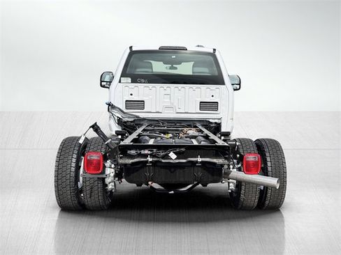 New 2025 Ford F450 XL image 4