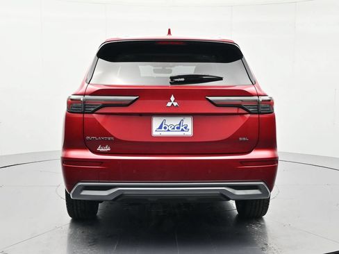Used 2025 Mitsubishi Outlander SEL FWD image 6