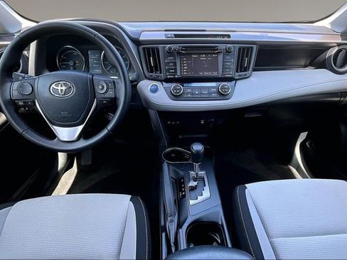 Used 2017 Toyota RAV4 XLE w/ All Weather Liner Package AWD/4WD image 7