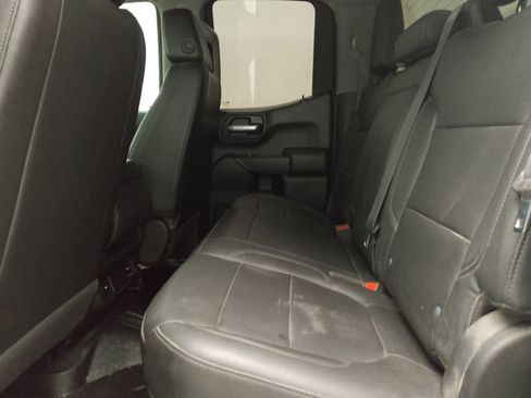 Used 2021 Chevrolet Silverado 1500 W/T w/ WT Value Package AWD/4WD image 18