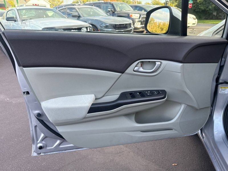 Used 2012 Honda Civic LX image 9