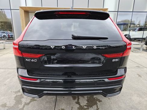 Certified 2025 Volvo XC60 B5 Plus AWD/4WD image 3