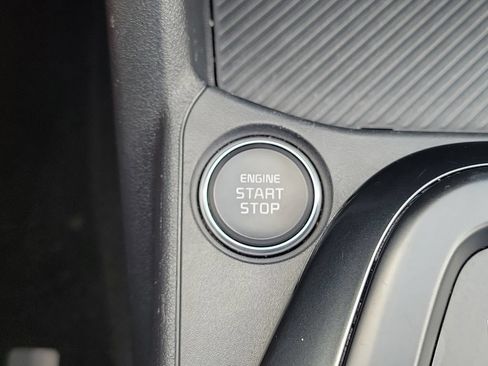 Used 2025 Kia K4 FWD image 30