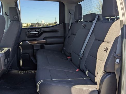 Used 2022 Chevrolet Silverado 1500 RST image 18