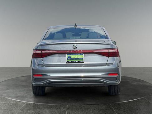 Used 2025 Volkswagen Jetta Sport FWD image 8