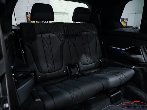 Used 2024 BMW ALPINA XB7 image 71