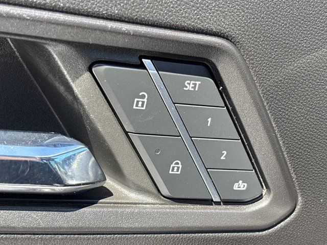 Used 2023 GMC Canyon AT4X AWD/4WD image 22
