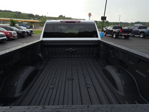 New 2026 Chevrolet Silverado 3500 LTZ w/ LTZ Convenience Package AWD/4WD image 8